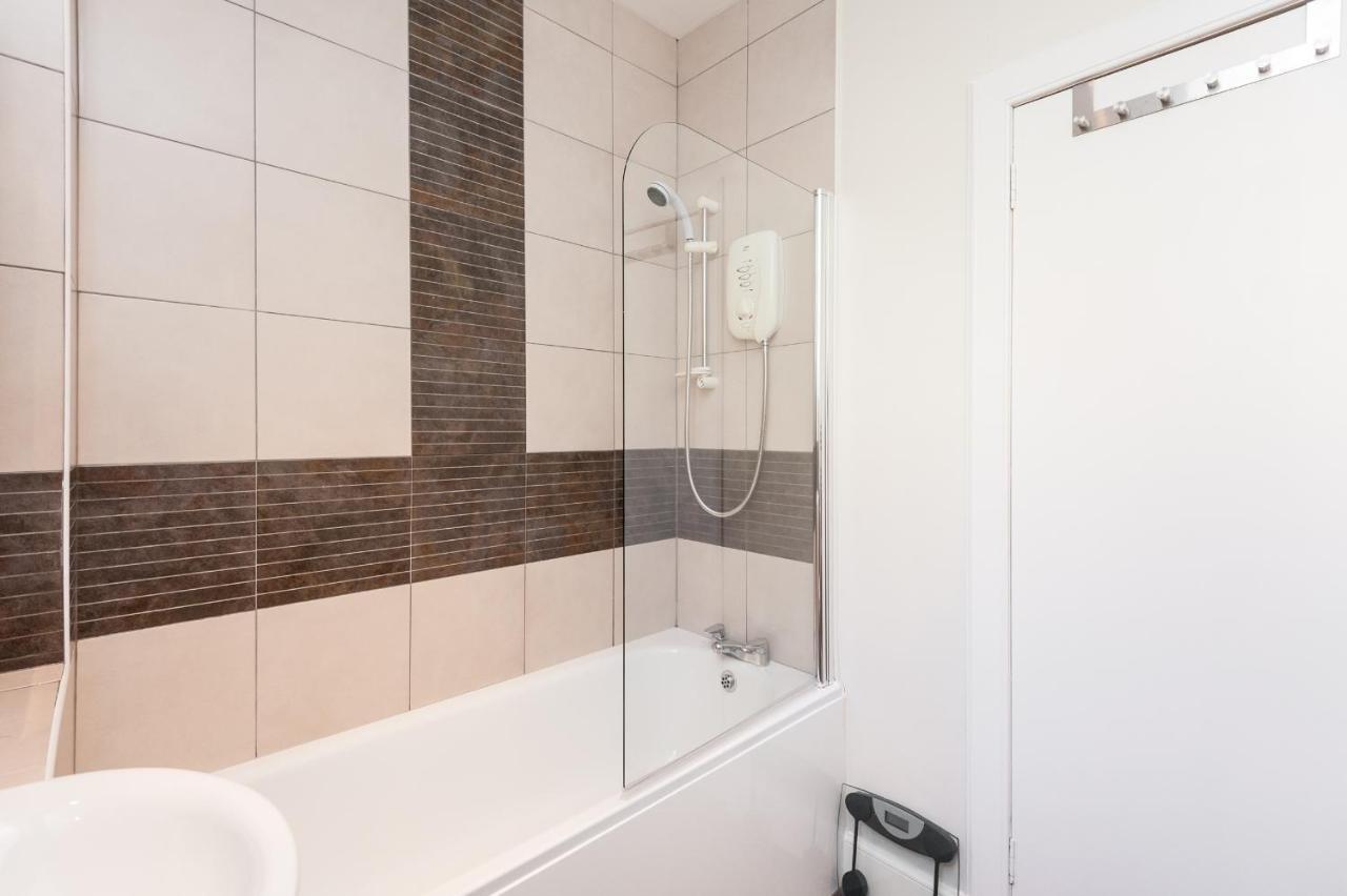 The Tron Square Residence Edinburgh Bagian luar foto